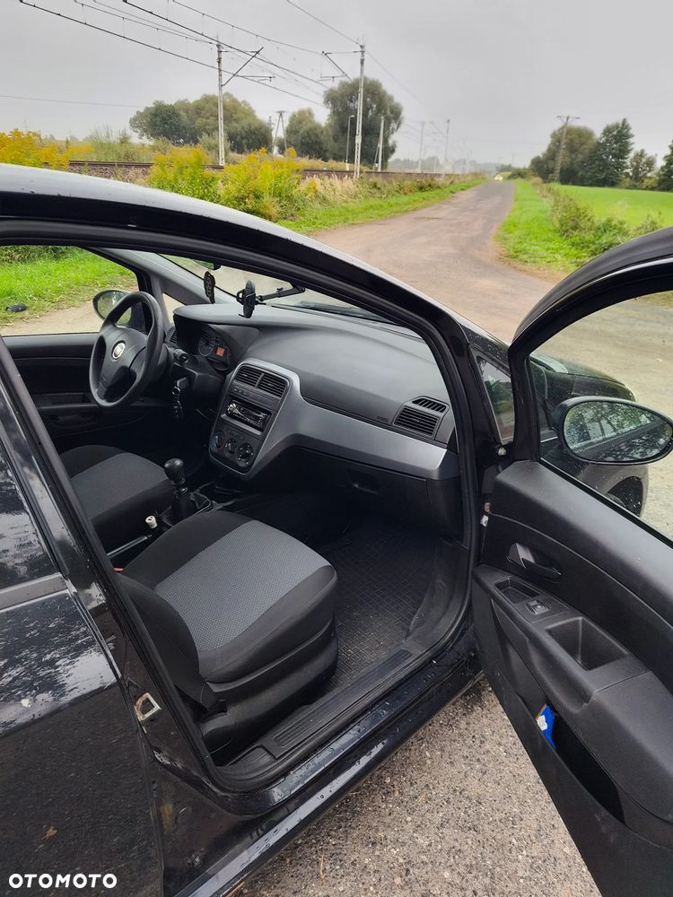 Fiat Grande Punto 1.4 8V Active - 10