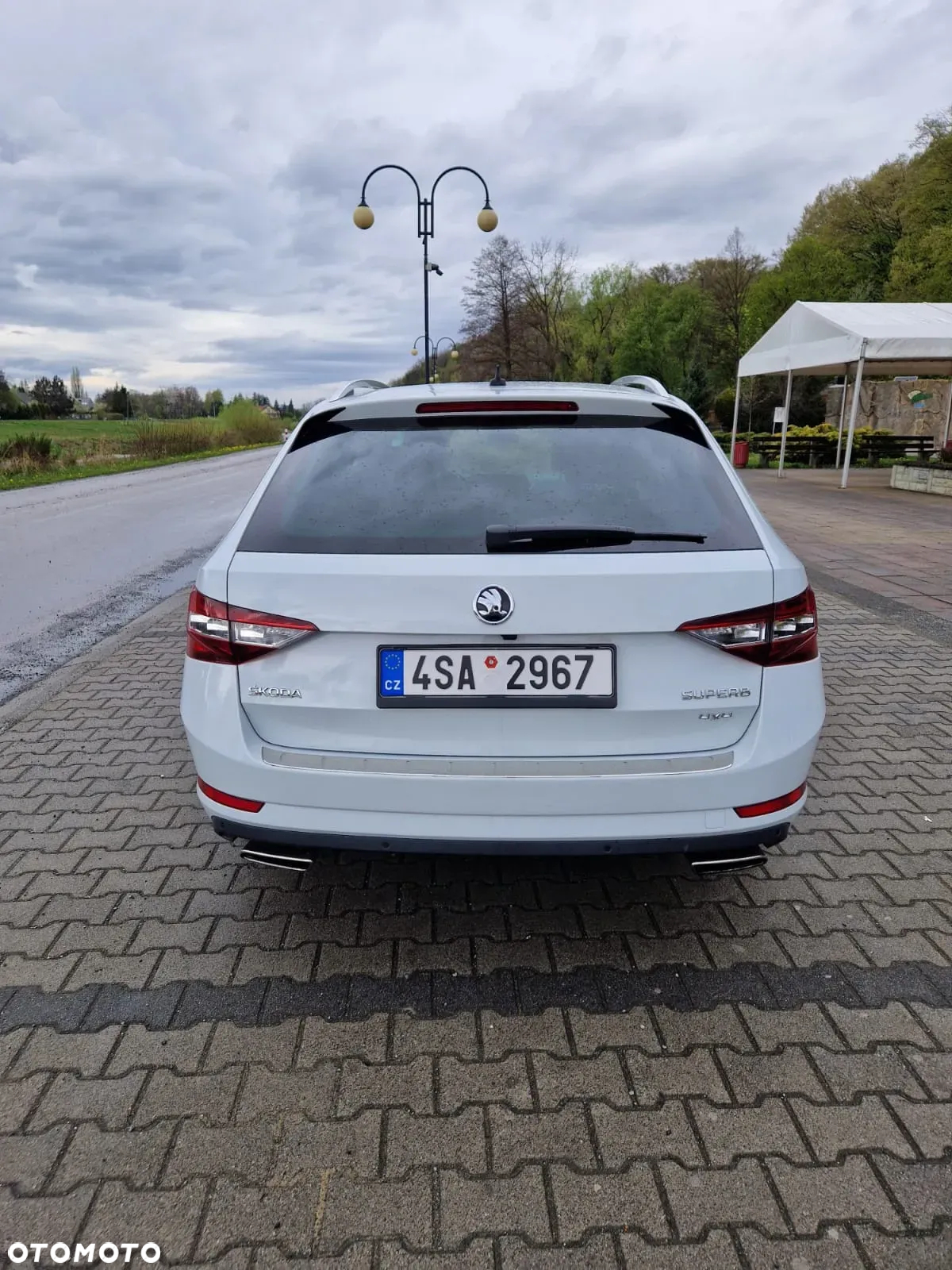 Skoda Superb 2.0 TSI DSG L&K - 9