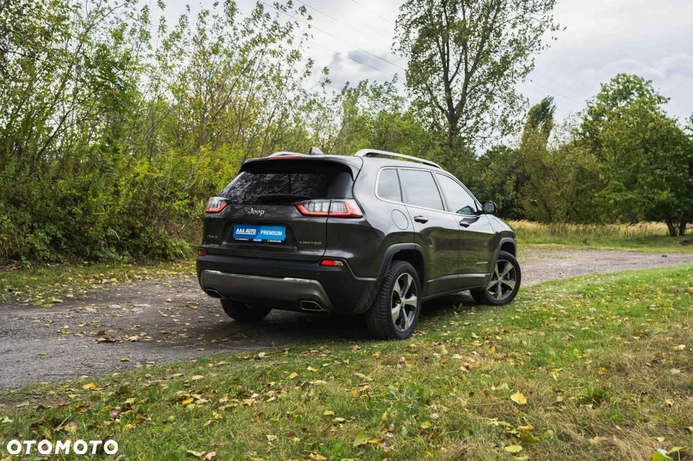 Jeep Cherokee - 6