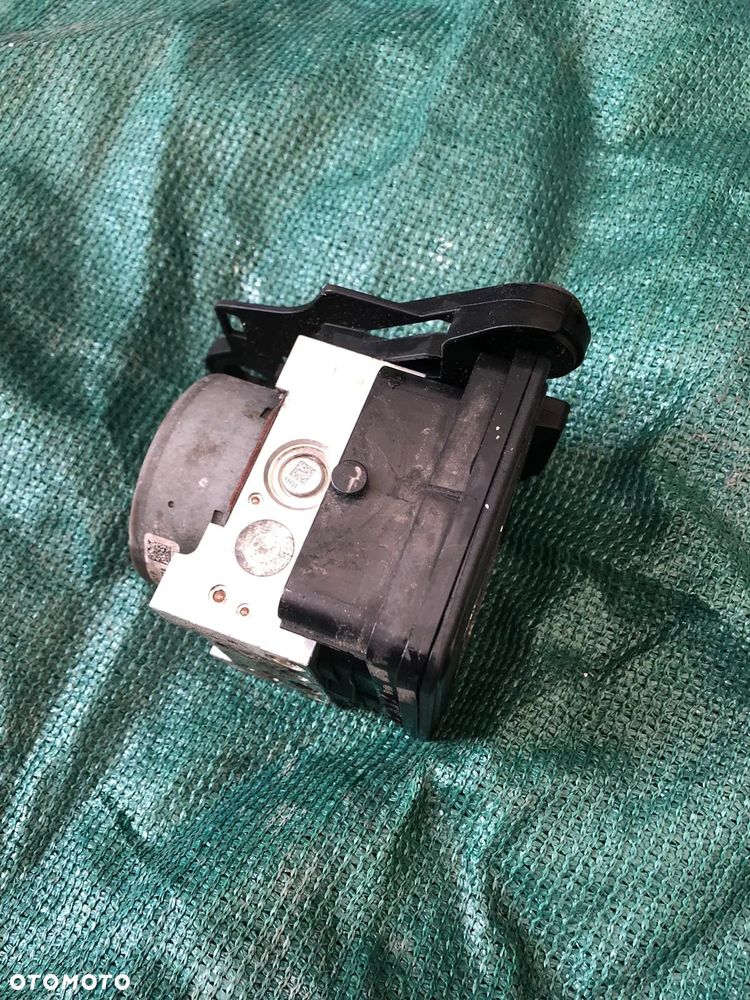 VW SKODA AUDI POMPA STEROWNIK MODUŁ POMPY ABS 3Q0907379P SKODA OCTAVIA III - 2