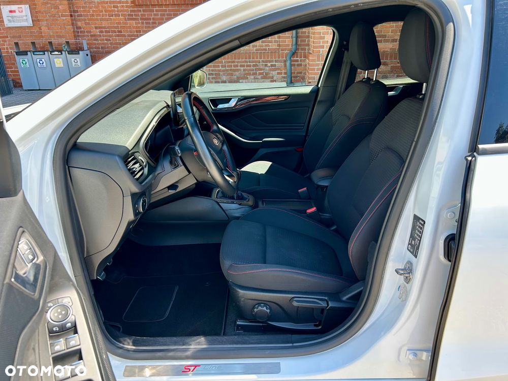 Ford Focus 1.5 EcoBoost ST-Line ASS - 14