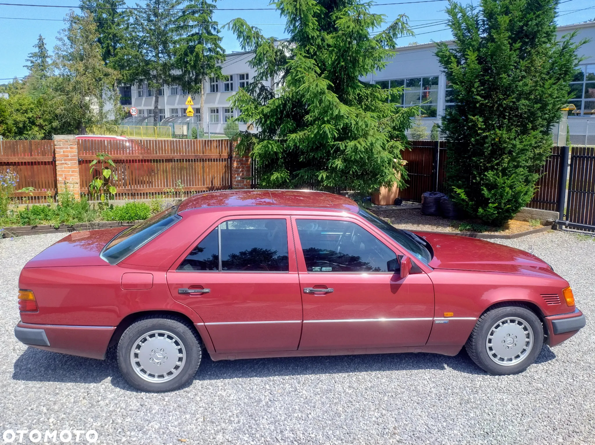 Mercedes-Benz W124 (1984-1993) - 10