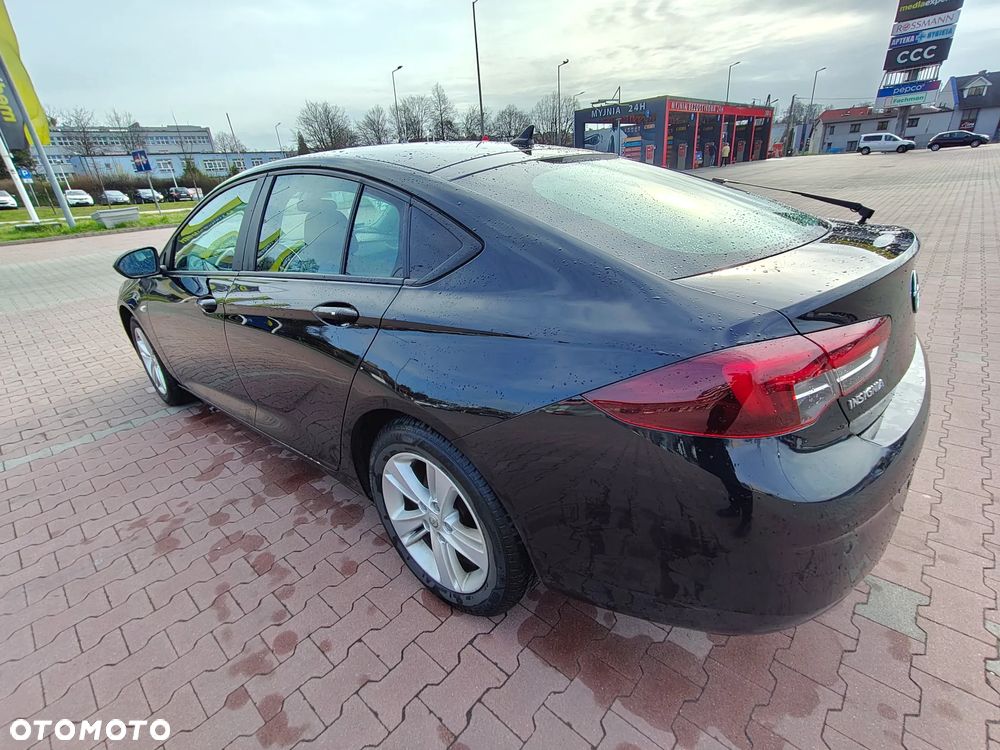 Opel Insignia - 12