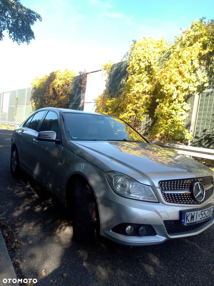Mercedes-Benz Klasa C 180 7G-TRONIC - 9