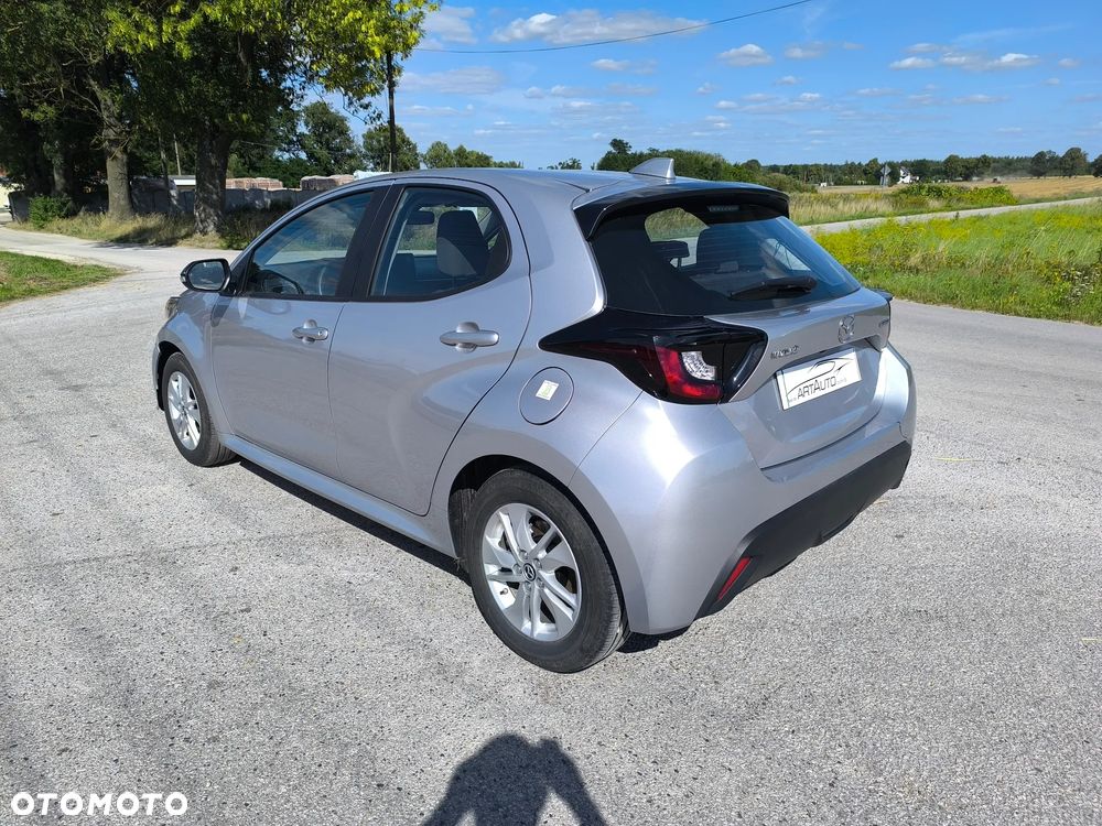 Mazda 2 Hybrid - 4