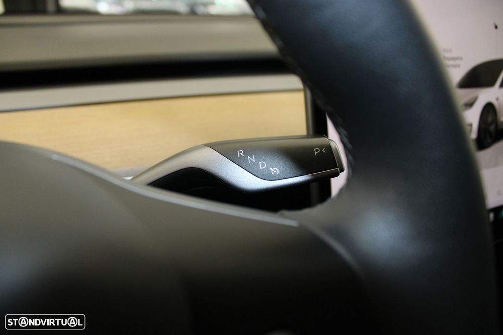 Tesla Model 3 Long Range Tração Traseira - 11