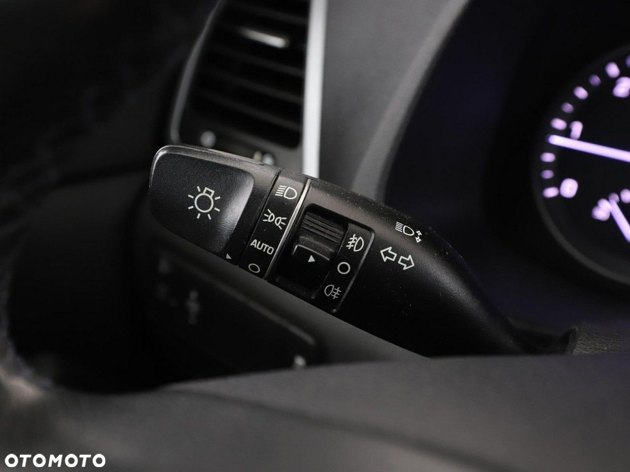 Hyundai Tucson 1.7 CRDI BlueDrive Comfort 2WD - 32