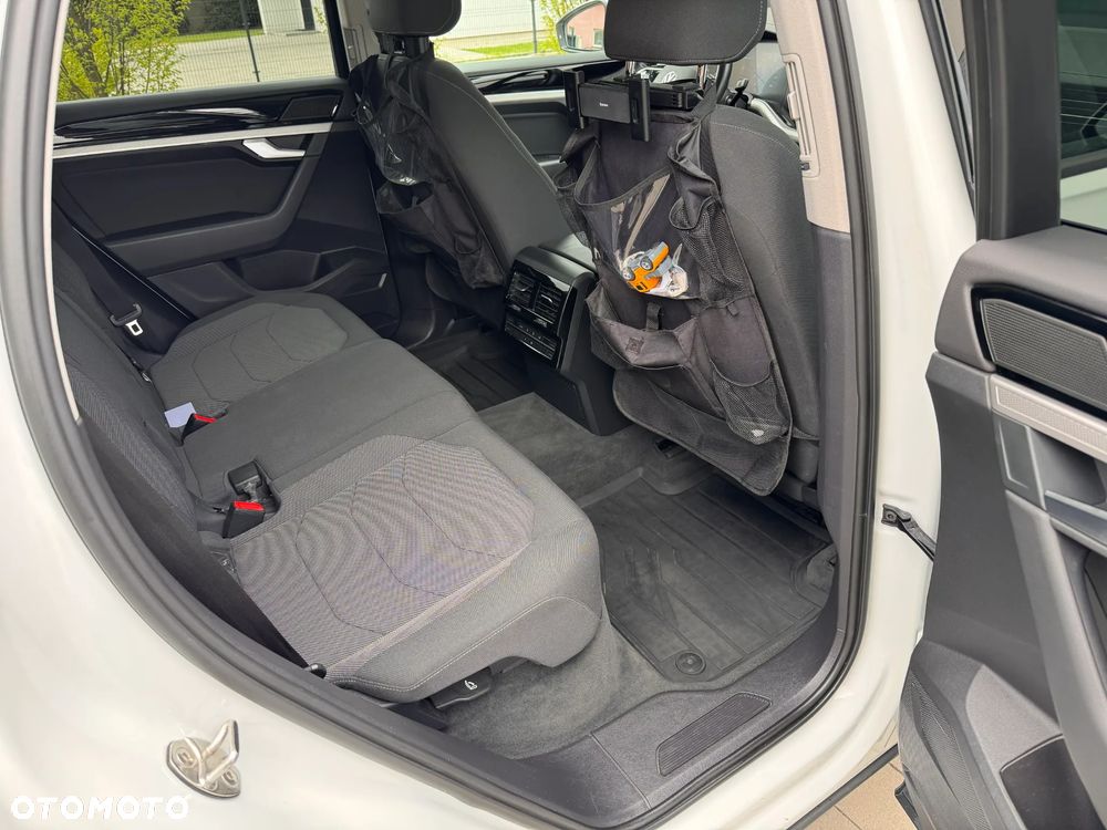 Volkswagen Touareg - 5