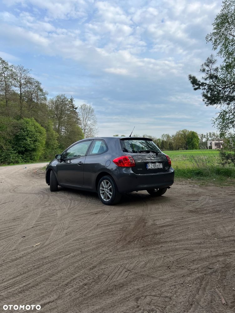 Toyota Auris 1.33 VVT-i - 3