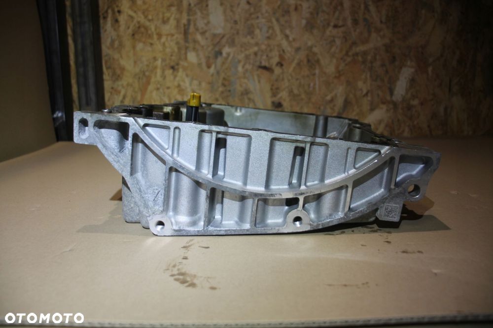 volvo xc40 1.5 benzyna t2, t3 miska olejowa oleju 32208571 - 6
