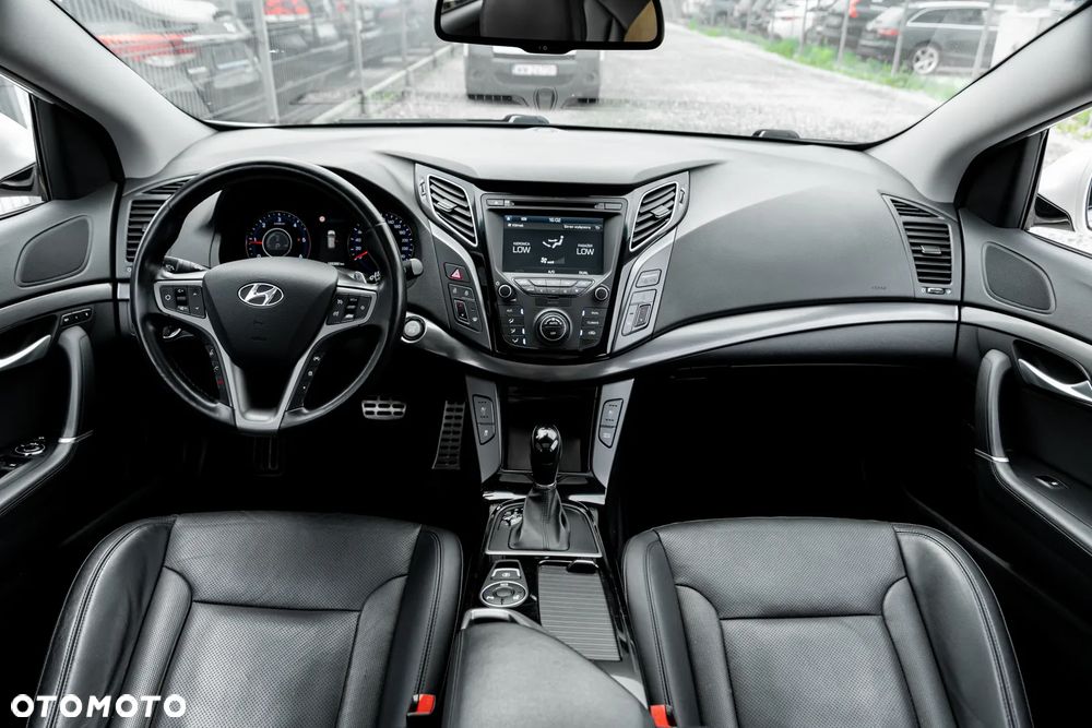 Hyundai i40 Kombi blue 1.7 CRDi DCT Premium - 27