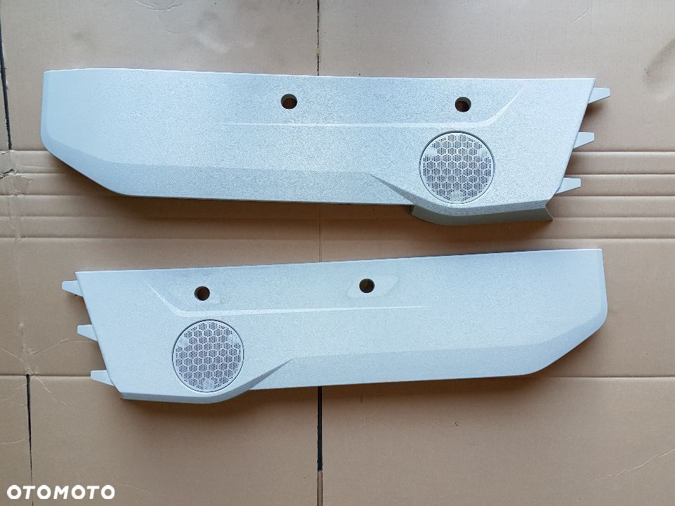 Osłona plastik maskownica głośnika Mercedes Actros MP4 Arocs Antos - 2