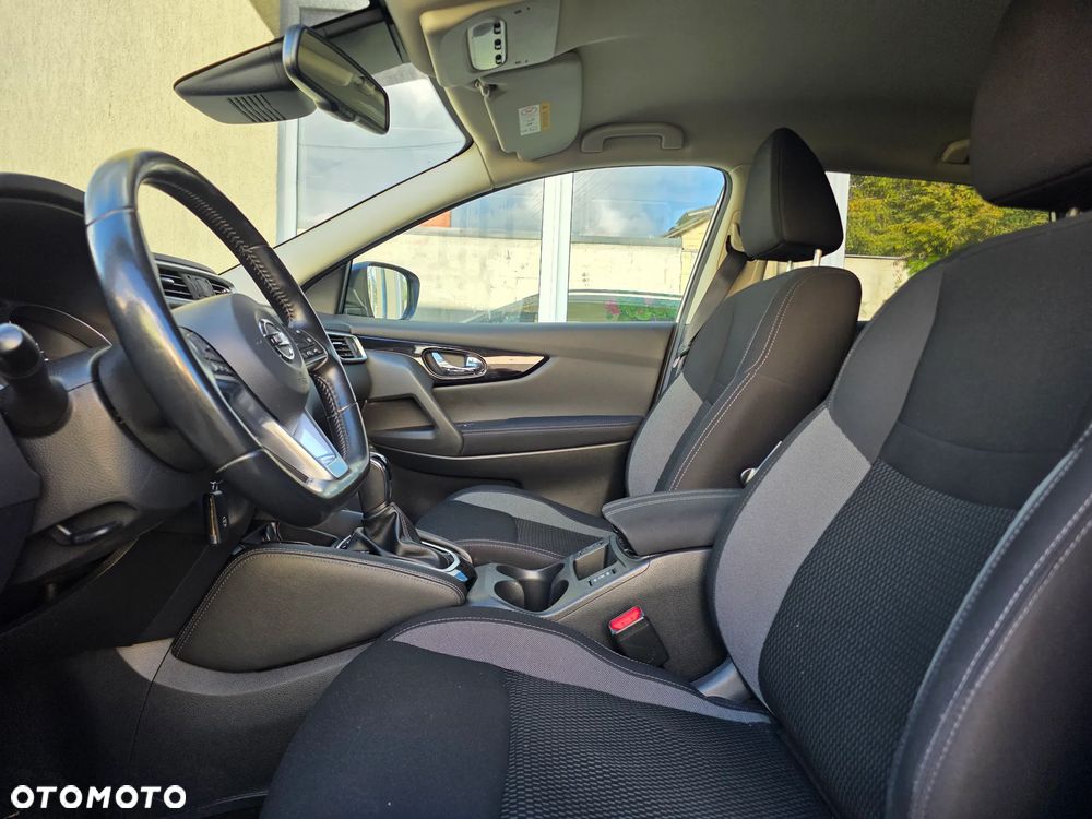 Nissan Qashqai 1.2 DIG-T N-Tec Xtronic EU6 - 28