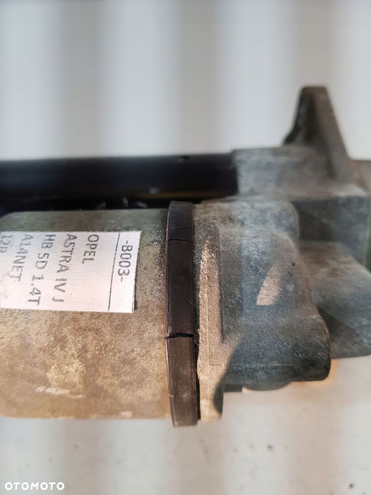rozrusznik meriva b astra j zafira c 1.4t 55578921 - 4