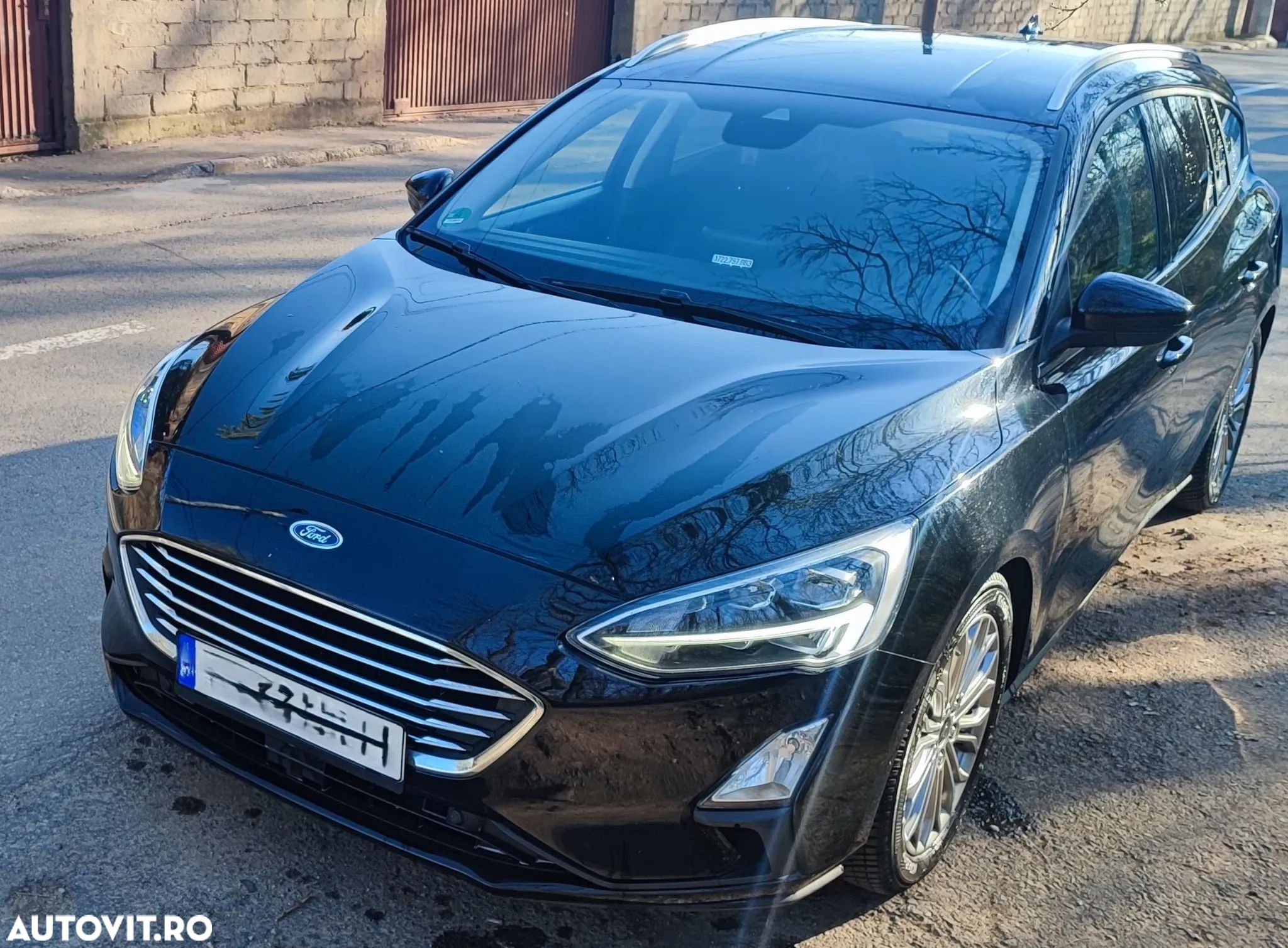 Ford Focus 1.5 EcoBlue Titanium Business - 1