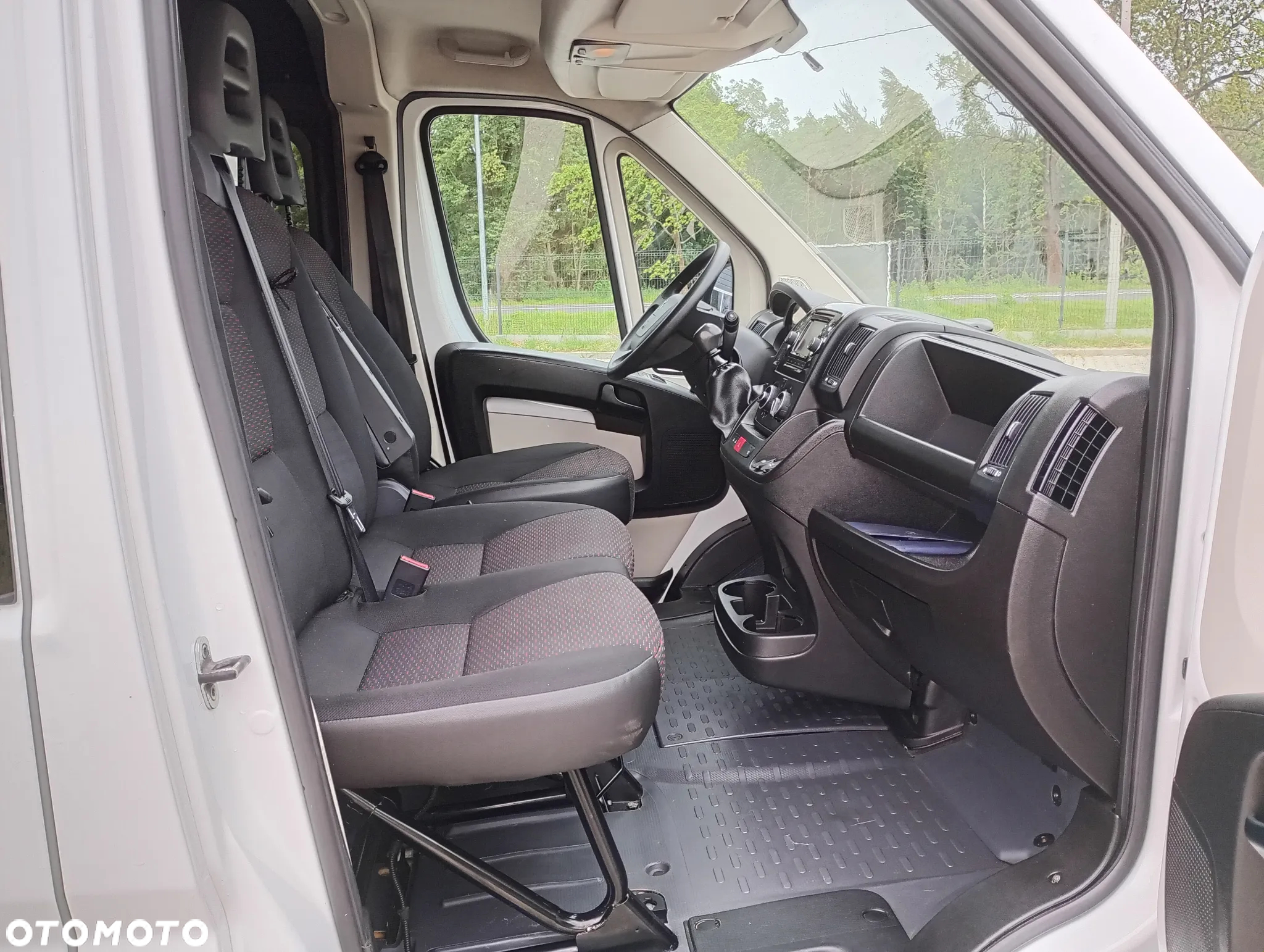 Peugeot BOXER L4H2 MAXI BRYGADÓWKA 7 OSÓB KLIMA KAMERA TEMPOMAT NR.117 - 29