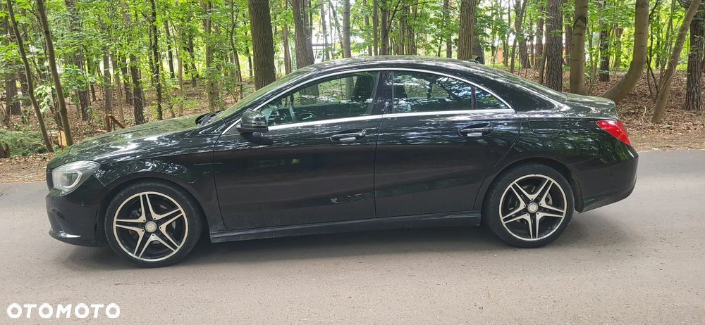Mercedes-Benz CLA 200 7G-DCT - 2