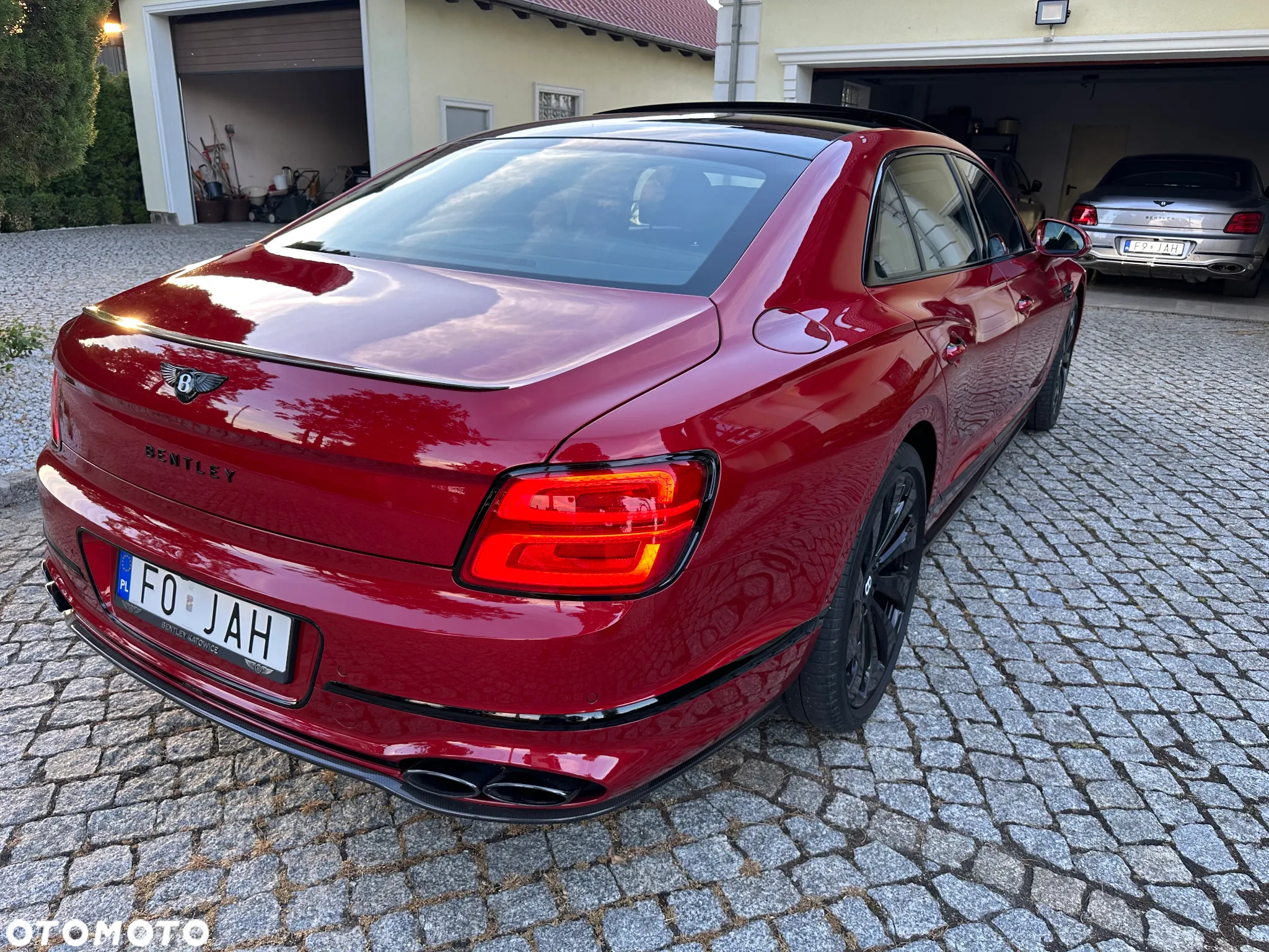 Bentley Flying Spur New V8 Mulliner - 33