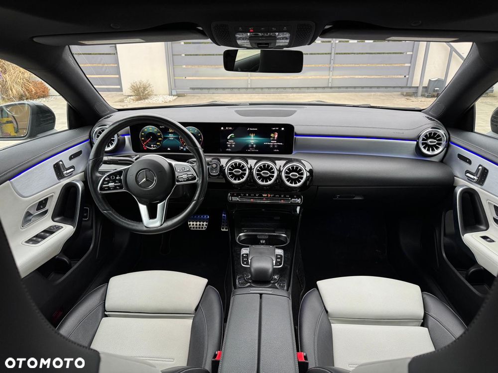 Mercedes-Benz CLA 250 4Matic 7G-DCT AMG Line - 8