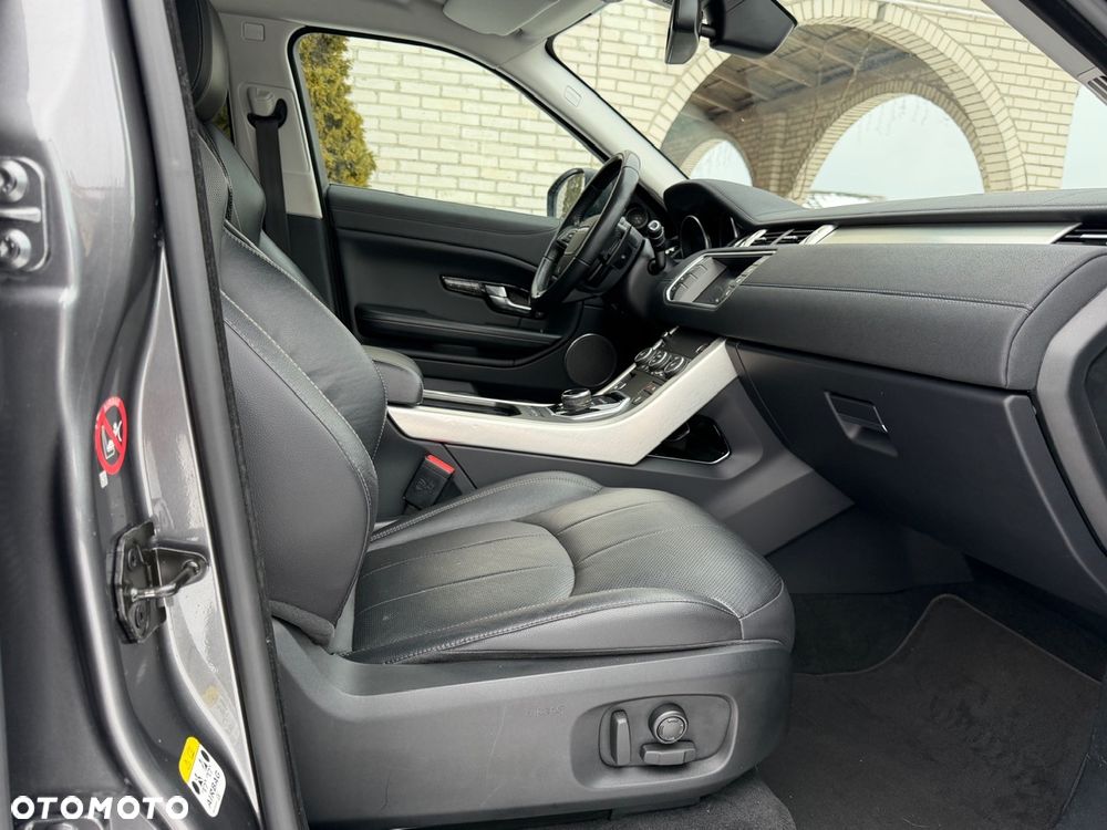 Land Rover Range Rover Evoque - 25