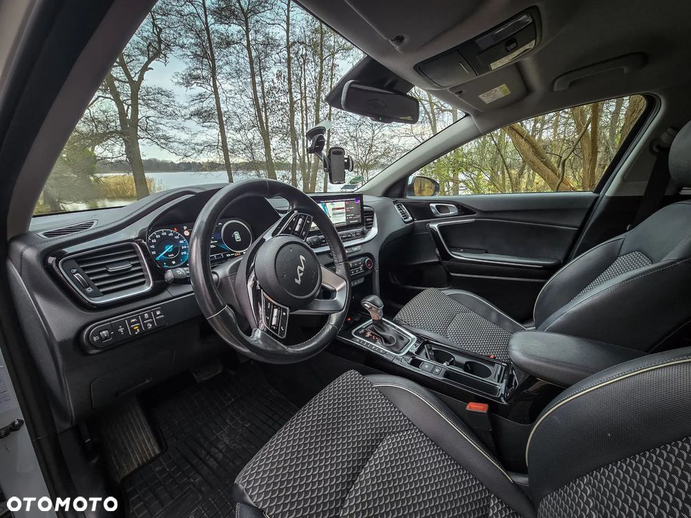 Kia Ceed 1.6 GDI PHEV L Business Line DCT - 6