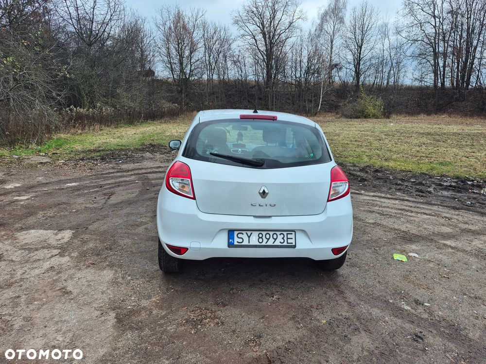 Renault Clio 1.5 dCi Alize - 3