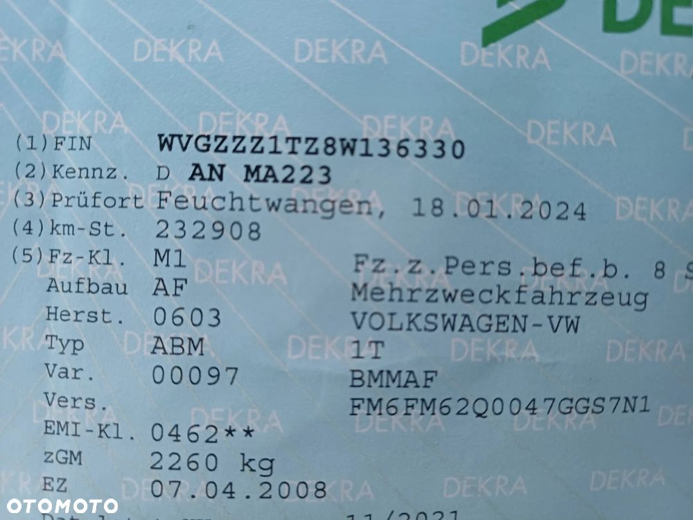 Volkswagen Touran - 9