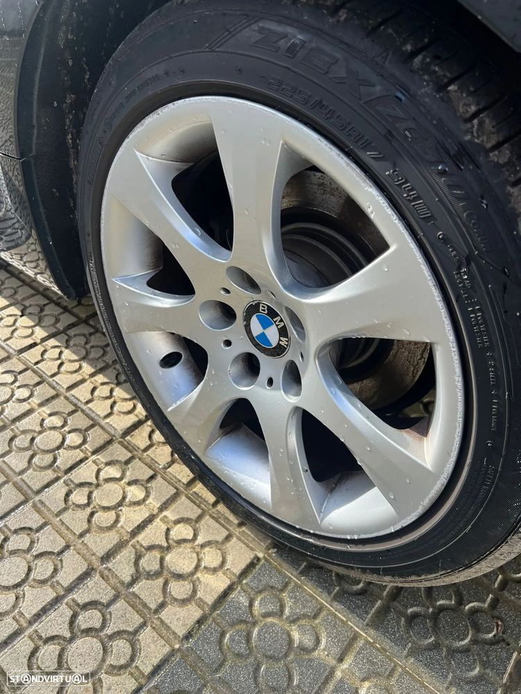 BMW 320 d Coupe - 14