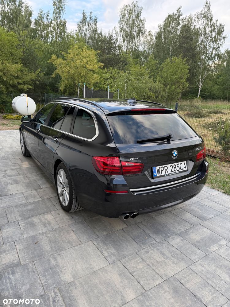 BMW Seria 5 530d xDrive - 11