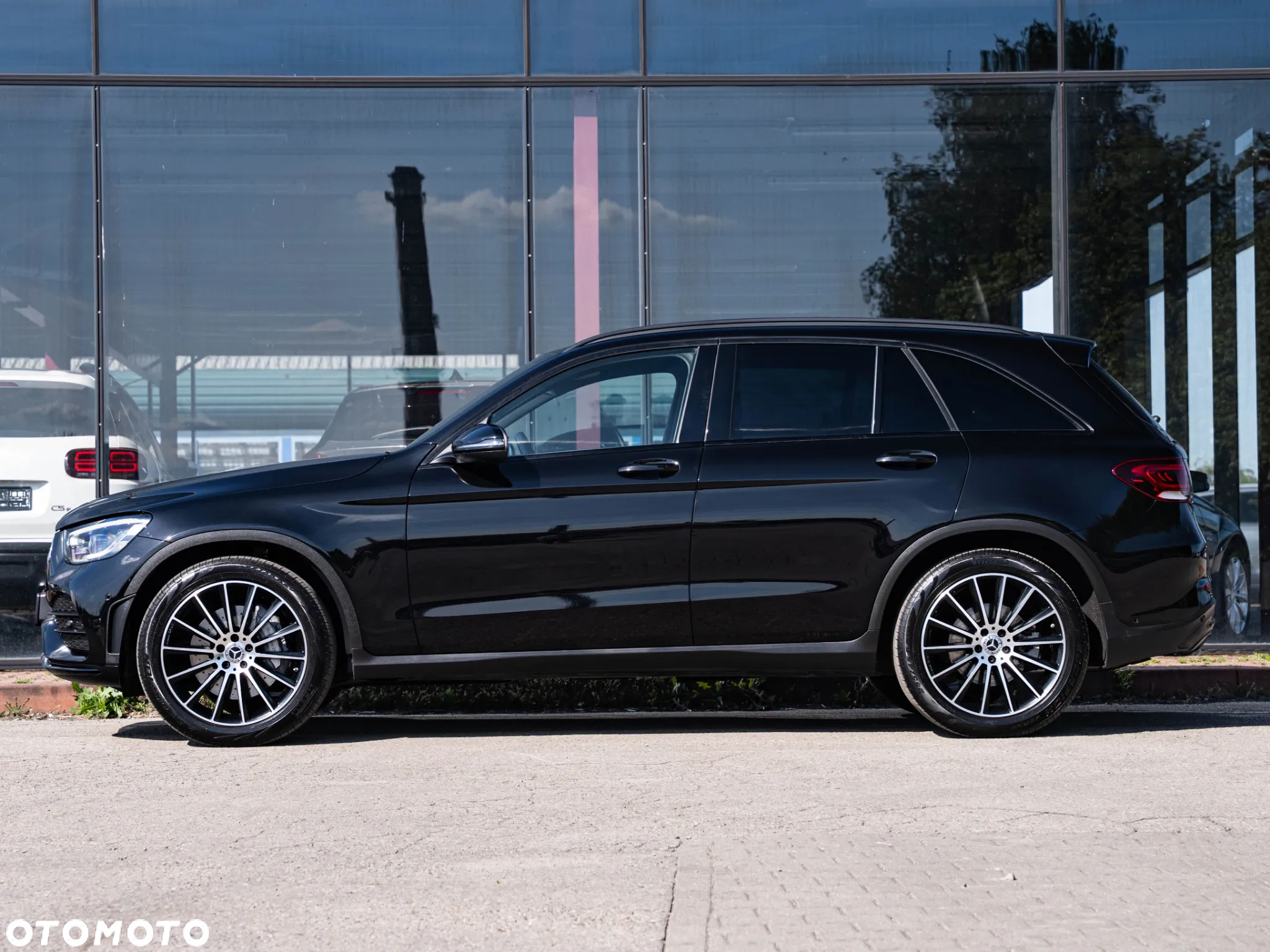 Mercedes-Benz GLC 200 4Matic 9G-TRONIC AMG Line Plus - 18