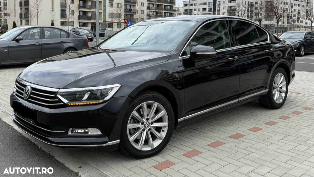Volkswagen Passat 2.0 TDI DSG Highline - 1