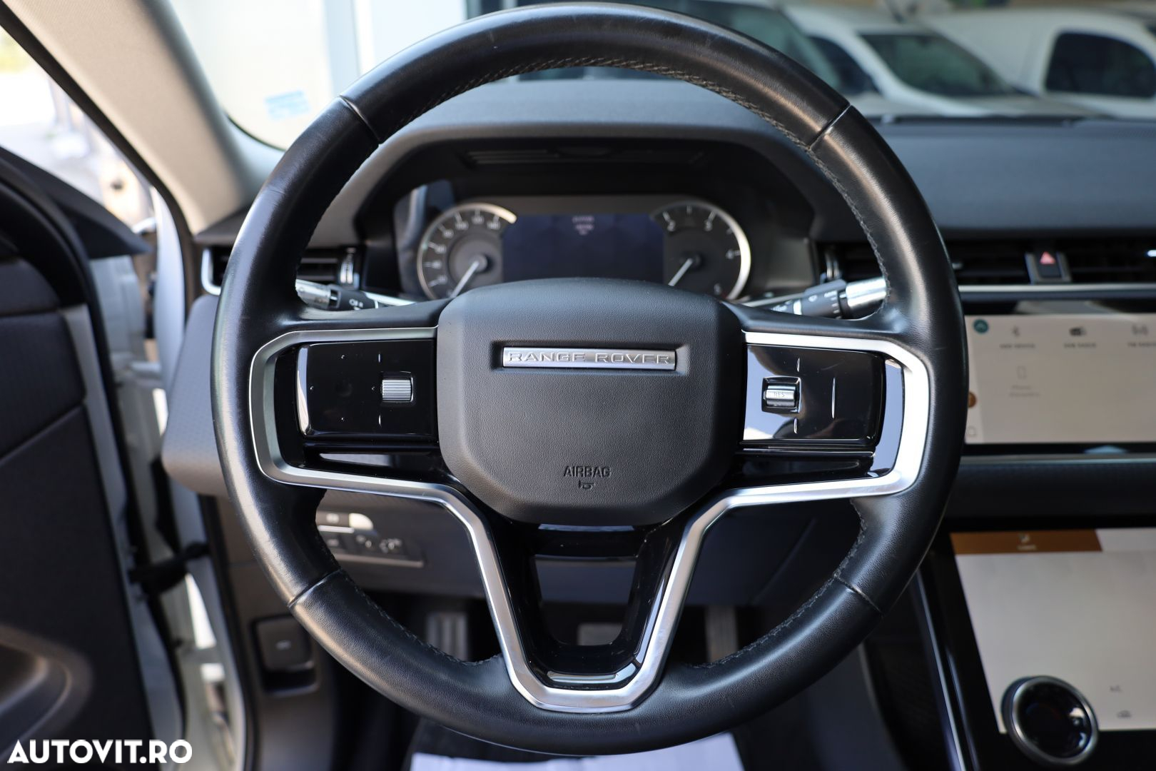 Land Rover Range Rover Evoque - 17
