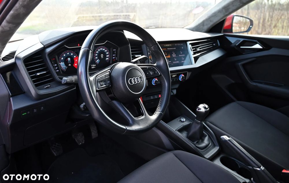 Audi A1 Sportback 30 TFSI S line - 25