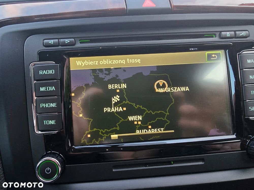 Skoda Superb 2.0 TDI 4x4 Exclusive - 38