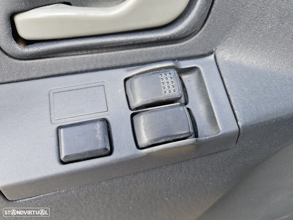 Mitsubishi Canter 2.8D Basculante 3 Lug. - 23