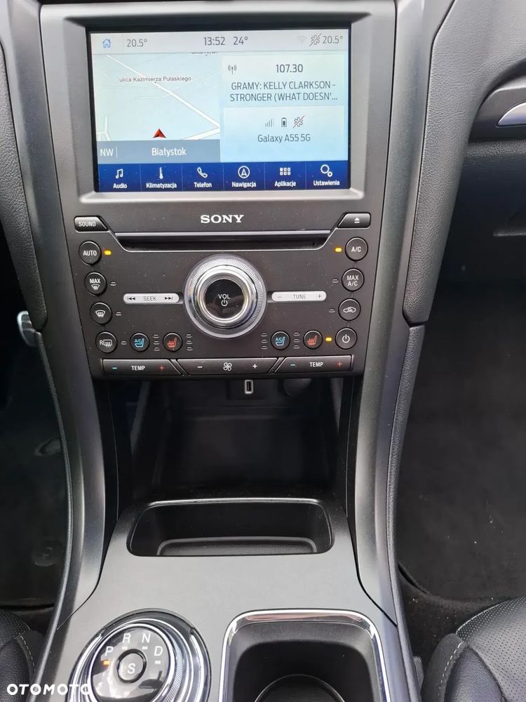 Ford Fusion - 10