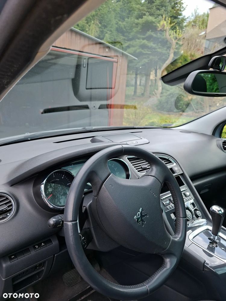Peugeot 5008 - 14