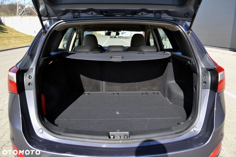 Hyundai i30 1.6 GDI BlueDrive Comfort - 30
