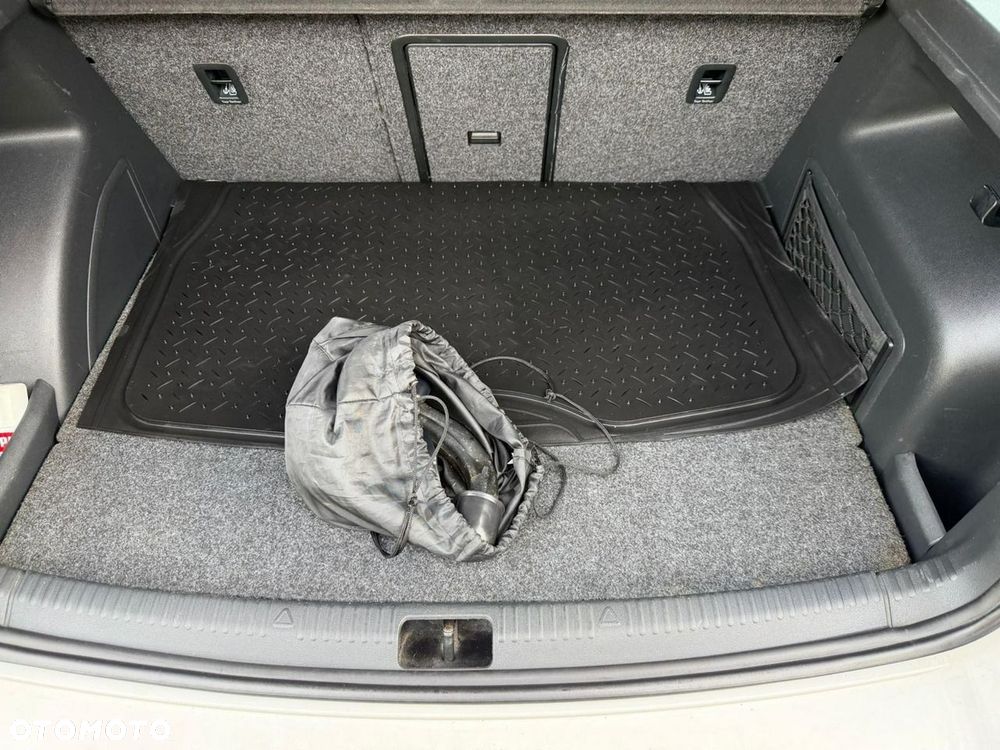 Skoda RAPID Spb 1.2 TSI Monte Carlo - 22
