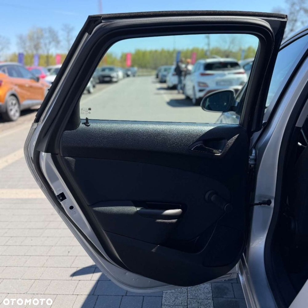 Opel Astra - 16