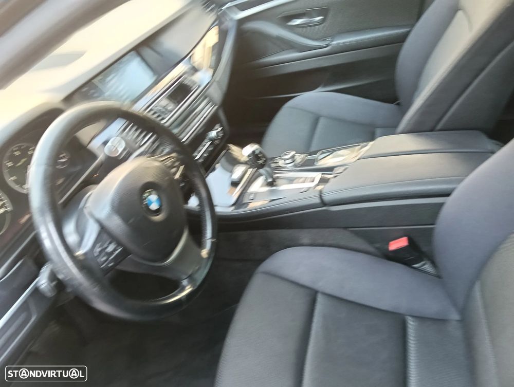 BMW 520 d Touring Aut. Luxury Line - 43