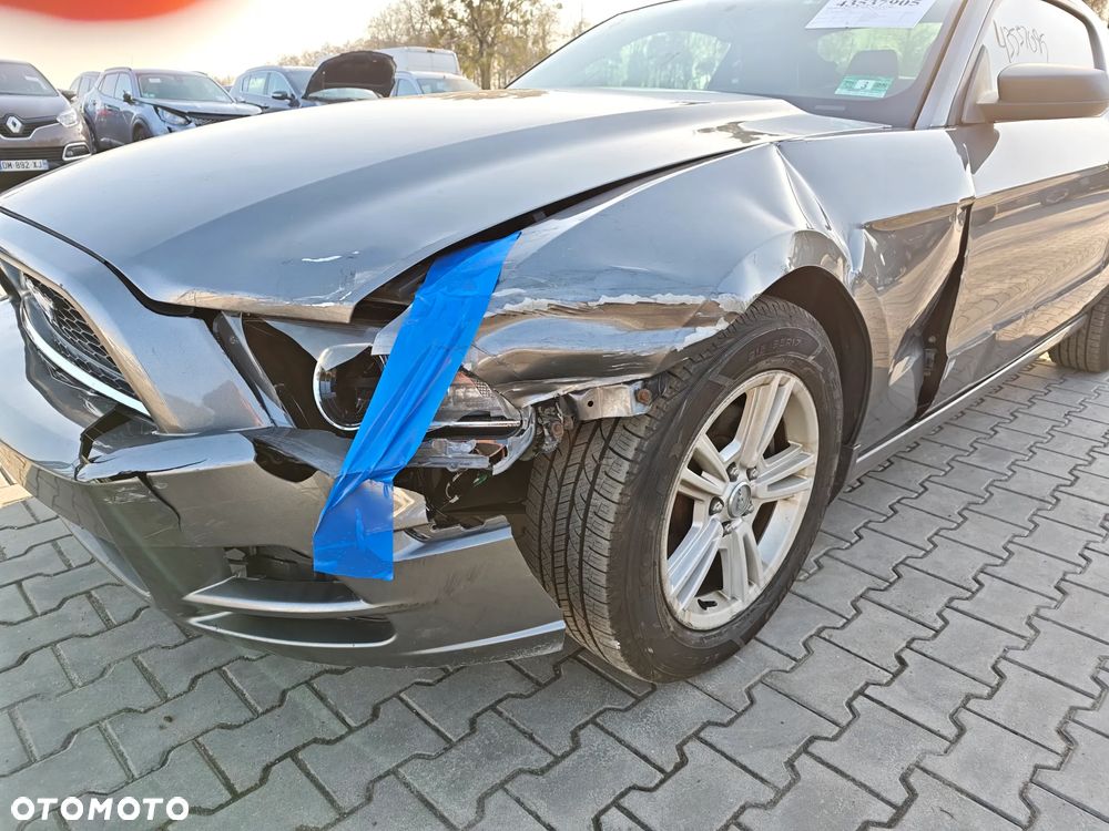 Ford Mustang 3.7 V6 - 18