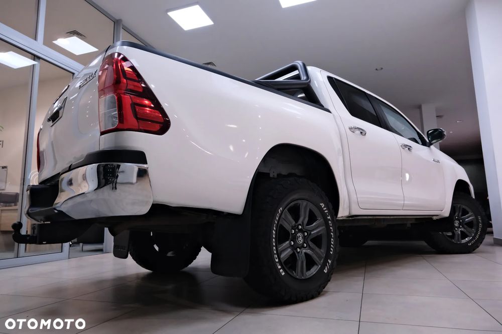 Toyota Hilux 2.4 D-4D Double Cab Selection 4x4 - 17