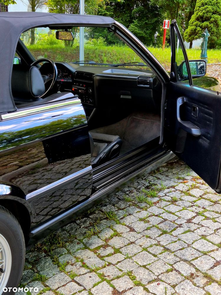 BMW Seria 3 320i - 15