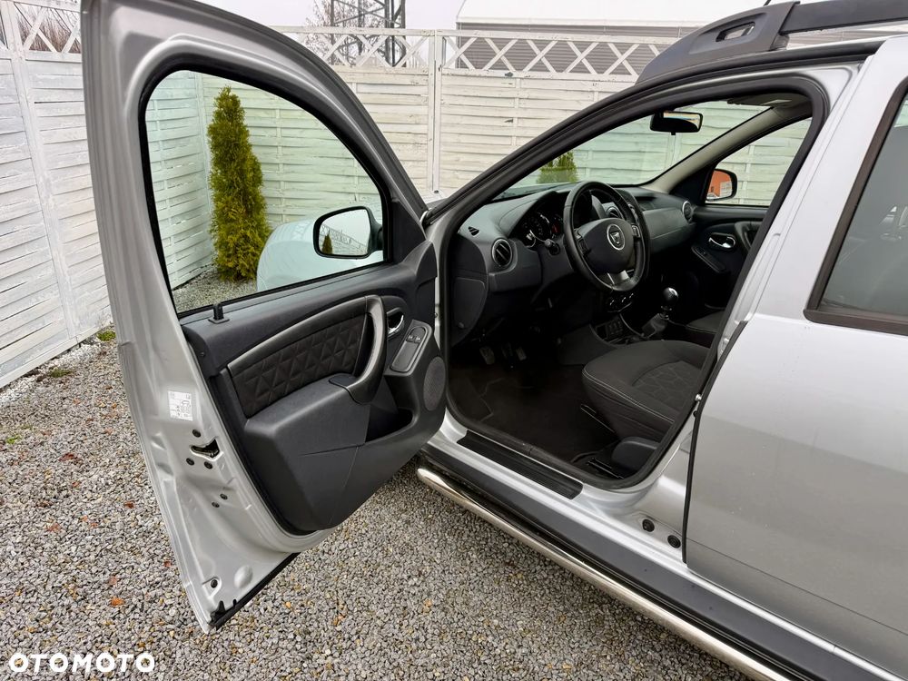 Dacia Duster 1.2 TCe Celebration - 29