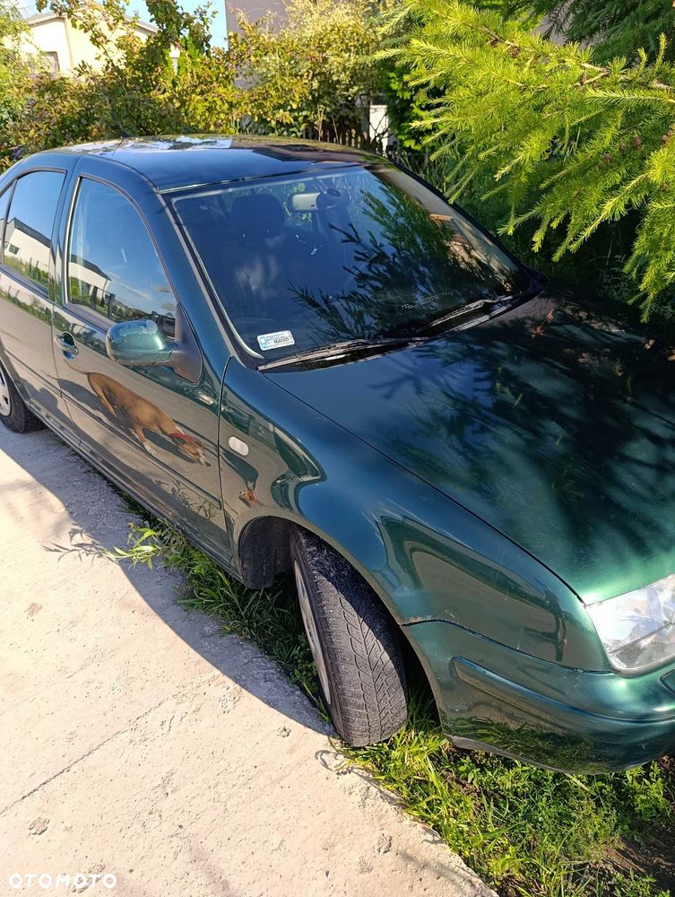 Volkswagen Bora - 1