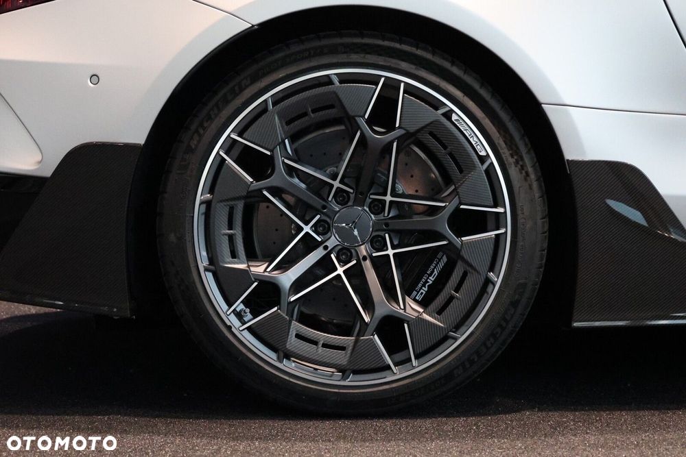 Mercedes-Benz AMG GT - 17