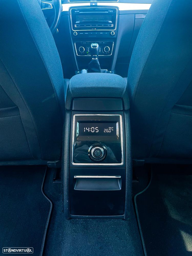 Skoda Superb Break 1.6 TDI Ambition Greenline - 9