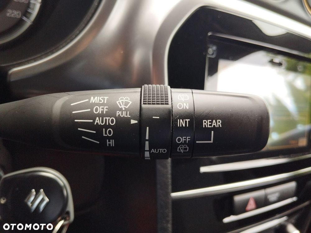 Suzuki Vitara 1.4 Boosterjet SHVS Premium 2WD - 25