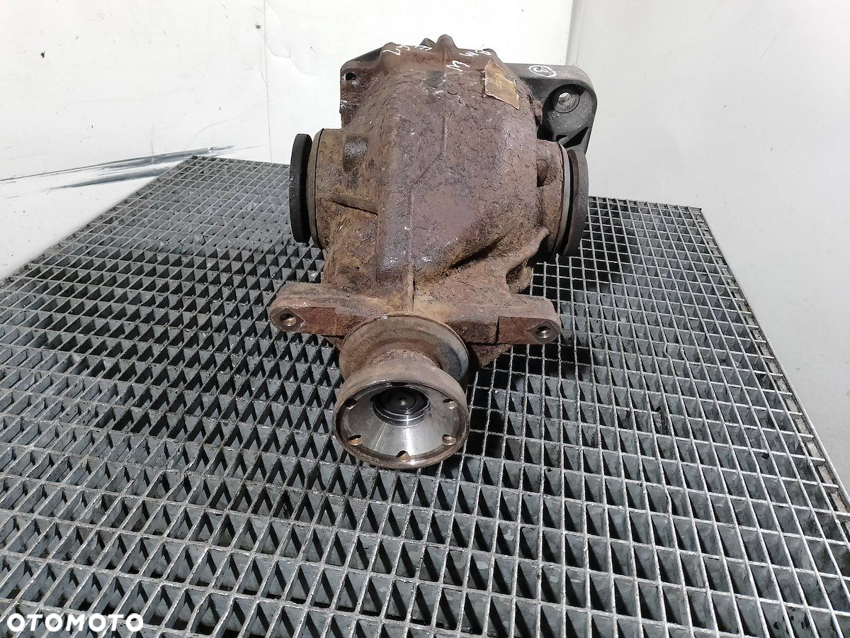 DYFERENCJAŁ TYŁ BMW E61 7547092-02 3.0 D - 5